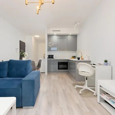 Grzybowska With Air Conditioning & Balcony By Renters Prestige Warsaw