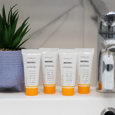 Appartement Grzybowska With Air Conditioning & Balcony By Renters Prestige