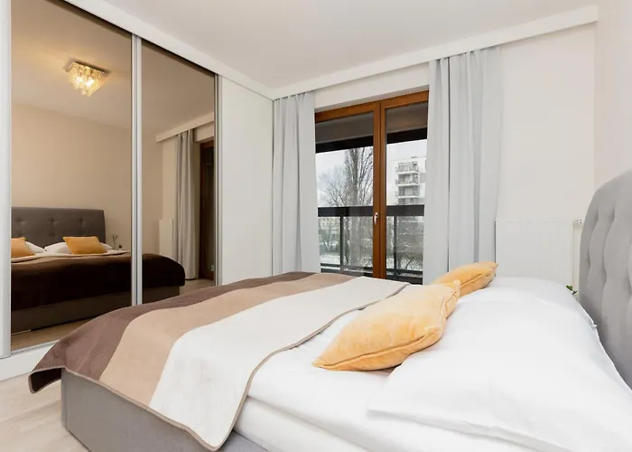 Grzybowska With Air Conditioning & Balcony By Renters Prestige Lejlighed Warszawa